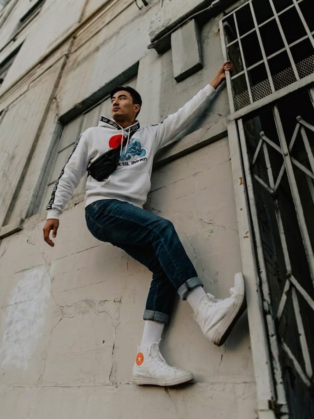 🗼 Fresh Laundry Tokyo Wave Hoodie